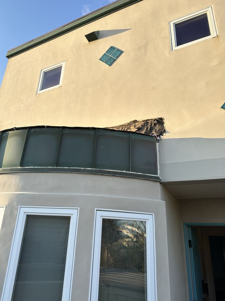 Slide of Diamond Roofing