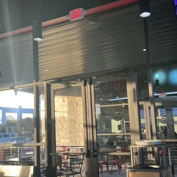 Fatburger & Buffalo's Express - Dining area - Chicken Wings Near Me - New Braunfels, Texas Fatburger & Buffalo's Express - Dining area - Chicken Wings Near Me - New Braunfels, Texas