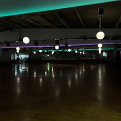 Wood'n Wheel Skating Rink - Skate floor