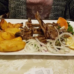 Gaststätte Saloniki - Lammkoteletts