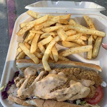 Off the Grid: Lake Merritt at OMCA - Southern comfort kitchen - Food Trucks Near Me - Oakland, California Off the Grid: Lake Merritt at OMCA - Southern comfort kitchen - Food Trucks Near Me - Oakland, California