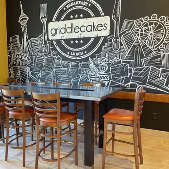 Griddlecakes - Beautiful mural and bigger table for big parties - Breakfast & Brunch Near Me - Las Vegas, Nevada Griddlecakes - Beautiful mural and bigger table for big parties - Breakfast & Brunch Near Me - Las Vegas, Nevada