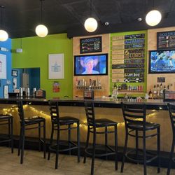 Dos Amigos Burritos - Bar area