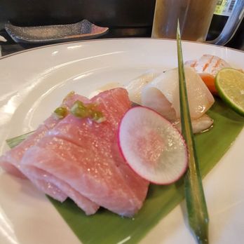 Suisen Ramen - Chef's special sashimi- Chu Toro with kizami wasabi, Yellowtail Toro with ponzu, Salmon Toro with lime - Ramen Near Me - Oxnard, California