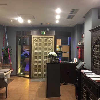 Sindur - Entrance Area - Indian Near Me - Barcelona, B