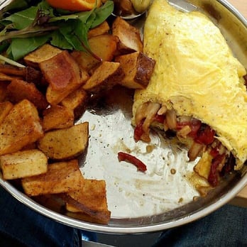 Main Kitchen Cafe - The zelzah - New American Near Me - Granada Hills, California