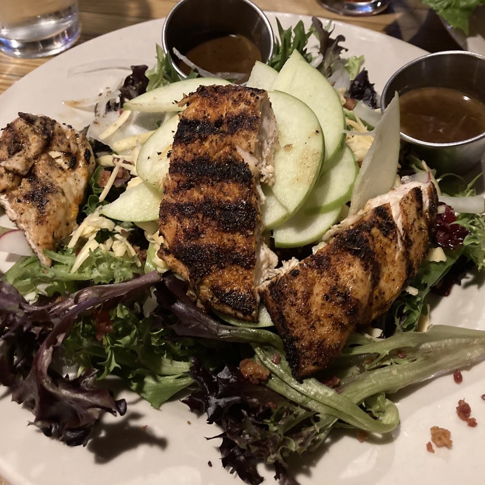 Merchant Tavern - Apple salad with grilled chicken added - Gastropubs Near Me - Akron, Ohio Merchant Tavern - Apple salad with grilled chicken added - Gastropubs Near Me - Akron, Ohio