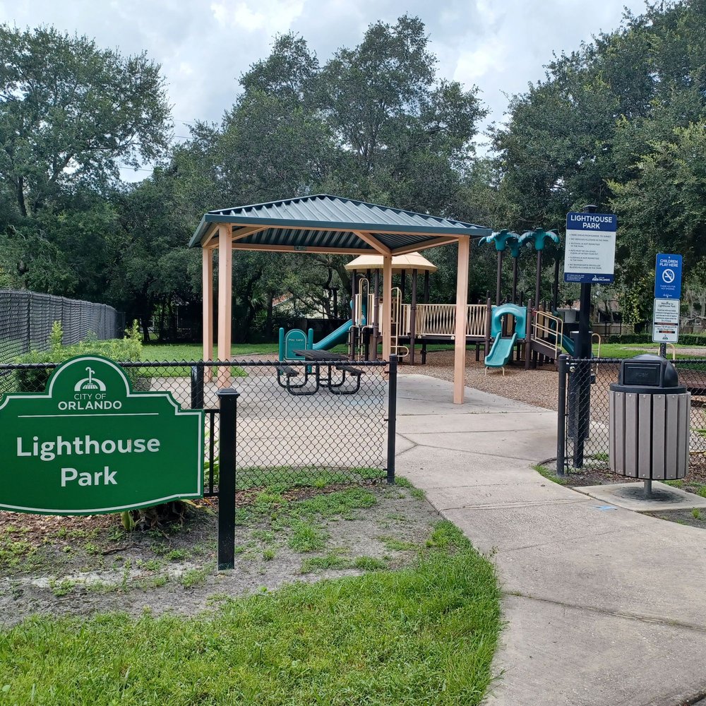 Lighthouse Park Logo