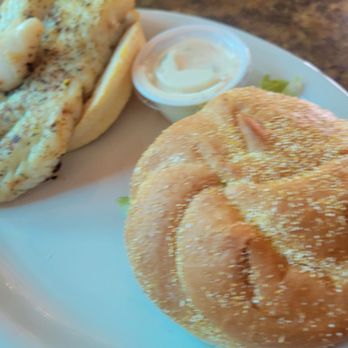 Blackwater Siren - Grilled grouper sandwich - American Near Me - Key Largo, Florida Blackwater Siren - Grilled grouper sandwich - American Near Me - Key Largo, Florida