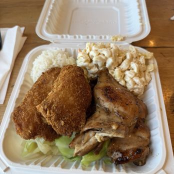 Ono Hawaiian BBQ - Island White Fish & BBQ Chicken Mix (Swapped rice with Macaroni) - Hawaiian Near Me - Manteca, California
