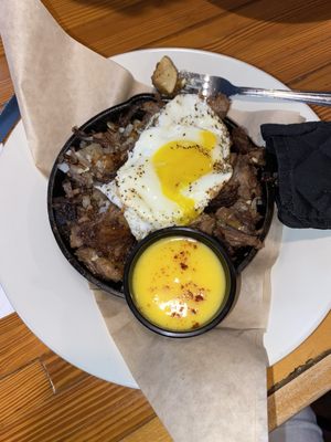 Logan Tavern by null