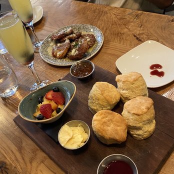 LouVino OTR - Biscuits and jam - Wine Bars Near Me - Cincinnati, Ohio LouVino OTR - Biscuits and jam - Wine Bars Near Me - Cincinnati, Ohio