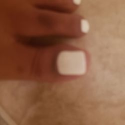Magic Nails - The lady who toe nails did a horrible job!