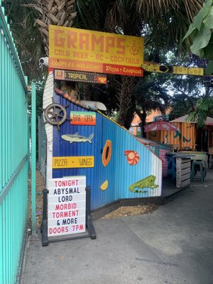 Pizza Tropical by null