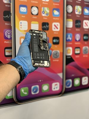 iPhone Screen Repair - 20 min or less - Apple iPhone screen repair, battery replacement, front camera, back camera, screen protector, phone accessories, any broken iPhone we can fix. iPhone Screen Repair - 20 min or less - Apple iPhone screen repair, battery replacement, front camera, back camera, screen protector, phone accessories, any broken iPhone we can fix.