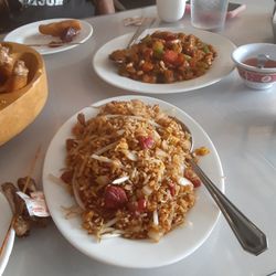 Sichuan Gourmet House - Pork Fried Rice & Cashew Chicken
