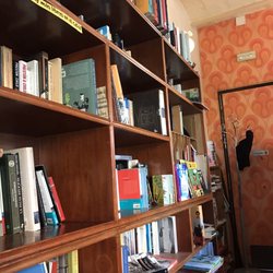La Libre - Bookshelf