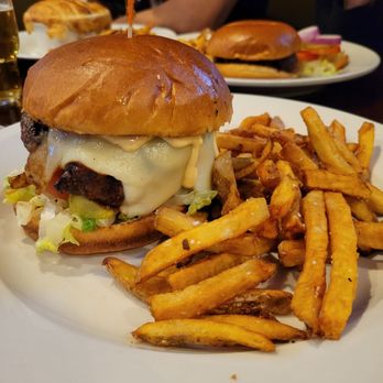Magwyers Pub - Diablo burger - Pubs Near Me - Ajax, Ontario Magwyers Pub - Diablo burger - Pubs Near Me - Ajax, Ontario