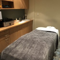 Au Naturel Spa - Massage room