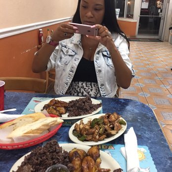 Latin Cafe - Cuban Near Me - Miami Beach, Florida