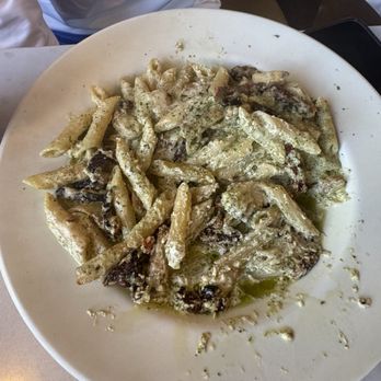 The Pizza Factory - Pesto chicken pasta - Pizza Near Me - Syracuse, Utah The Pizza Factory - Pesto chicken pasta - Pizza Near Me - Syracuse, Utah