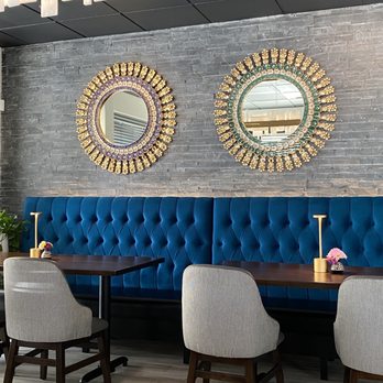 Salimar Ceviche Bar - Dining room - Peruvian Near Me - Oakland Park, Florida Salimar Ceviche Bar - Dining room - Peruvian Near Me - Oakland Park, Florida