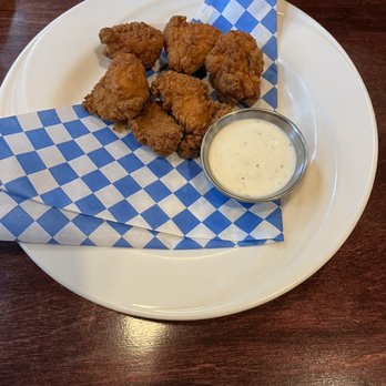 Leaky Roof - Chicken tenders - Gastropubs Near Me - Portland, Oregon