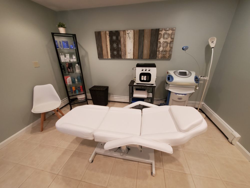 Laser RN Skin Care Logo