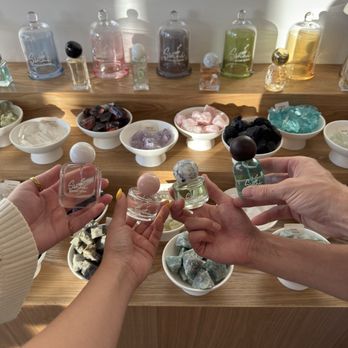 Sonni DIY Perfume Making - Perfume Near Me - Newport Beach, California Sonni DIY Perfume Making - Perfume Near Me - Newport Beach, California