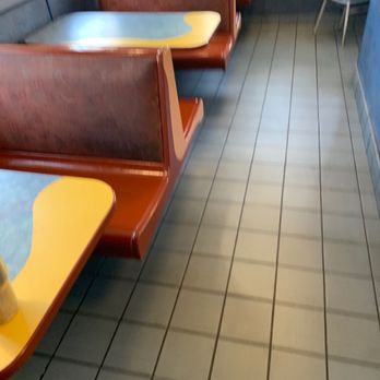 White Castle - a row of booths in a restaurant - Fast Food Near Me - Detroit, Michigan White Castle - a row of booths in a restaurant - Fast Food Near Me - Detroit, Michigan