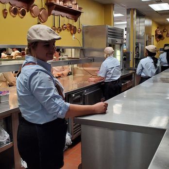 Regal Eagle Smokehouse: Craft Drafts & Barbecue - Order preparation area - Barbeque Near Me - Lake Buena Vista, Florida