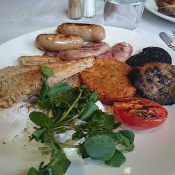 PJ's Bar and Grill - Full English breakfast - New American Near Me - London, XGL PJ's Bar and Grill - Full English breakfast - New American Near Me - London, XGL