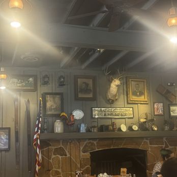 Cracker Barrel Old Country Store - American Near Me - Conroe, Texas