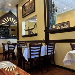 Thai Emerald - Interior
