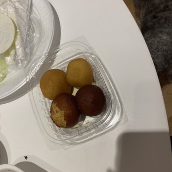 Shiney's Sweets & Restaurant - Gulab Jamun - Pakistani Near Me - Annandale, Virginia