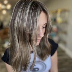 Dirty Blondes Salon - Walk ins welcomed!!