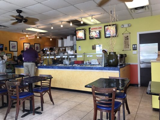 Photo of Sun Rice Chinese Restaurant - Ft Lauderdale, FL, US. the interior of the restaurant