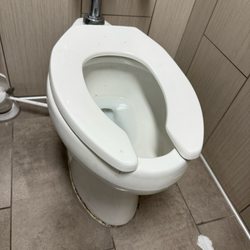 7-Eleven - Disgusting seat
