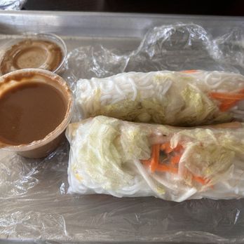 V Revolution - Tofu Chrystal Rolls w/ Peanut Sauce - Vegetarian Near Me - Englewood, Colorado V Revolution - Tofu Chrystal Rolls w/ Peanut Sauce - Vegetarian Near Me - Englewood, Colorado