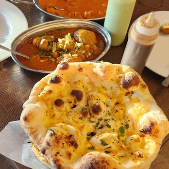 Pakwan Restaurant - Karahi chicken, chicken tikka masala, garlic naan, and mint and tamarind chutneys - Indian Near Me - Fremont, California Pakwan Restaurant - Karahi chicken, chicken tikka masala, garlic naan, and mint and tamarind chutneys - Indian Near Me - Fremont, California