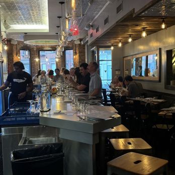Select Oyster Bar - inside - Seafood Near Me - Boston, Massachusetts Select Oyster Bar - inside - Seafood Near Me - Boston, Massachusetts