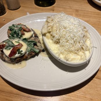 Carrabba's Italian Grill - Chicken Bryan - Italian Near Me - Miami, Florida Carrabba's Italian Grill - Chicken Bryan - Italian Near Me - Miami, Florida