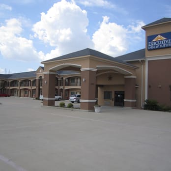 Executive Inn & Suites - Hotel Front - Hotels Near Me - Jewett, Texas Executive Inn & Suites - Hotel Front - Hotels Near Me - Jewett, Texas