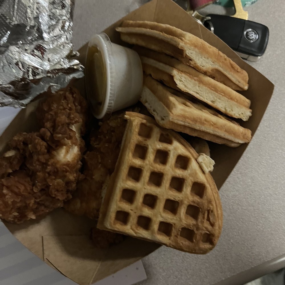 Dirty Bird Chicken N' Waffles - Chicken and Waffles - Food Trucks Near Me - Niagara Falls, New York Dirty Bird Chicken N' Waffles - Chicken and Waffles - Food Trucks Near Me - Niagara Falls, New York