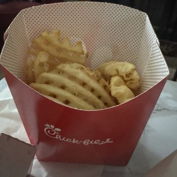 Chick-fil-A - I ordered a large fry. - Fast Food Near Me - Greenfield, Indiana