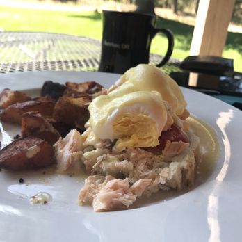 Cafe Sintra - Eggs Benedict - yolks well done, completely incorrect and ruins the whole purpose of a poached egg. - New American Near Me - Sunriver, Oregon