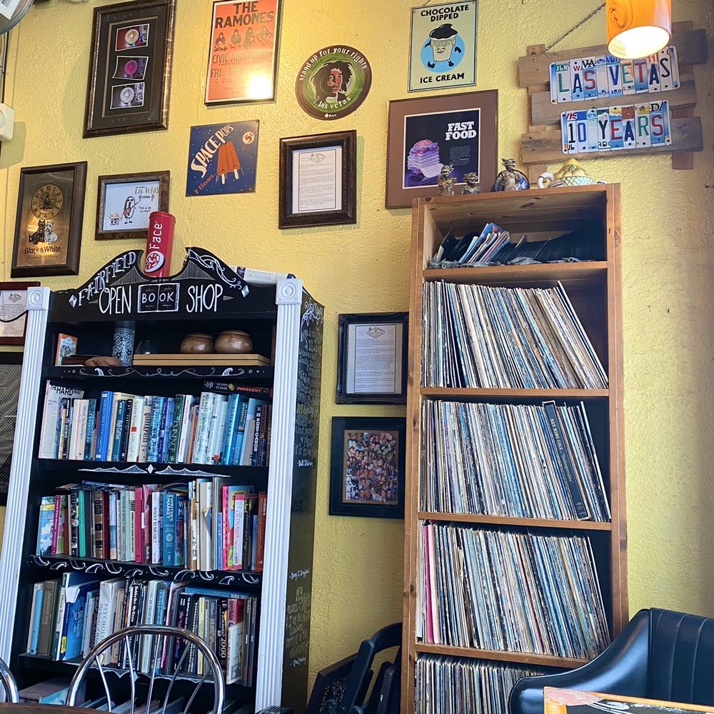 Las Vetas Lounge - So love there's vinyl present - Coffee & Tea Near Me - Fairfield, Connecticut