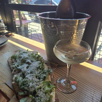 Dolores  - Tuscan Summer Flatbread Fav!! - Cocktail Bars Near Me - Long Beach, California