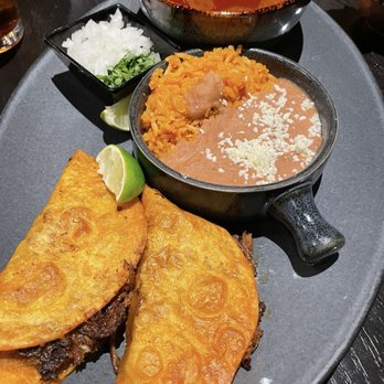La Popular - Tacos Birria - Mexican Near Me - Porter Ranch, California