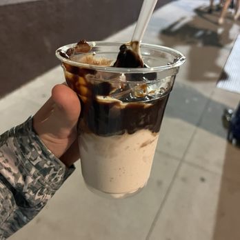 Sparky's Homemade Ice Cream - Strawberry, Chocolate, Hot Fudge - Ice Cream & Frozen Yogurt Near Me - Columbia, Missouri